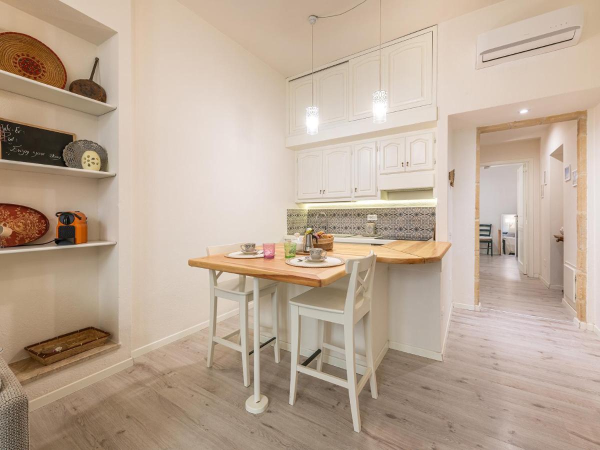 Marco'S Stylish Home In The Heart Of Cagliari Exterior foto